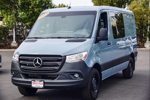 2023 Mercedes-Benz Sprinter 2500 Crew 144 WB