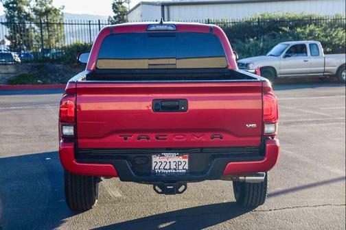 2018 Toyota Tacoma TRD Sport