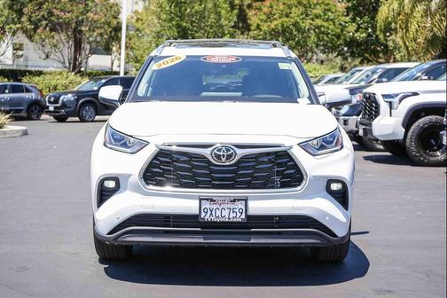 Wind Chill Pearl 2026 Toyota Highlander Limited