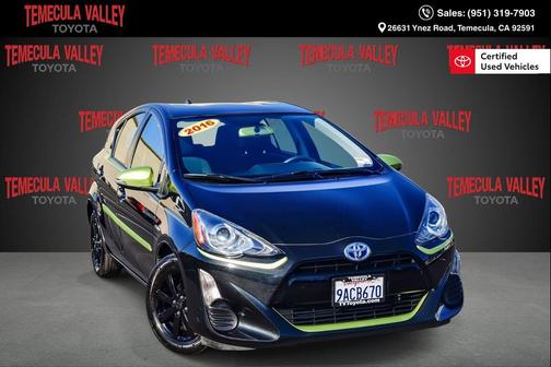 2016 Toyota Prius c Persona Series