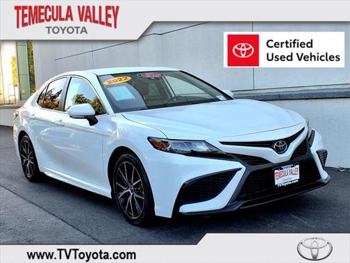 2022 Toyota Camry SE