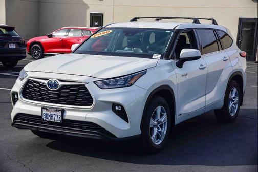 2020 Toyota Highlander Hybrid LE