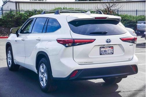 2020 Toyota Highlander Hybrid LE