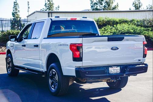 2023 Ford F-150 Lightning Pro