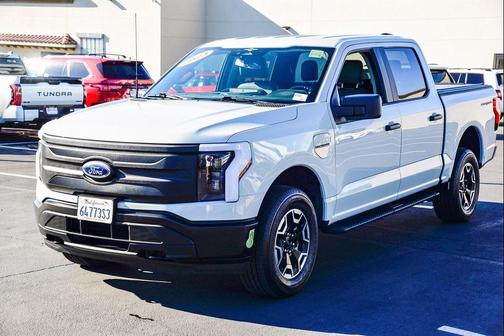 2023 Ford F-150 Lightning Pro