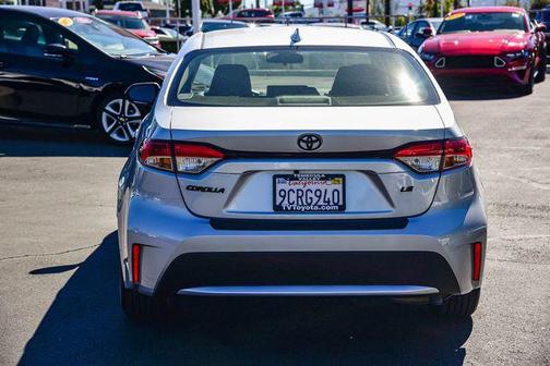 2022 Toyota Corolla LE