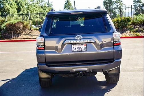 2022 Toyota 4Runner SR5