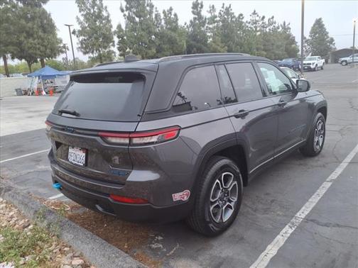2022 Jeep Grand Cherokee 4xe Trailhawk
