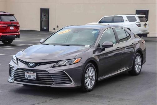 Predawn Gray Mica 2024 Toyota Camry LE