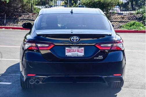 2024 Toyota Camry Hybrid SE