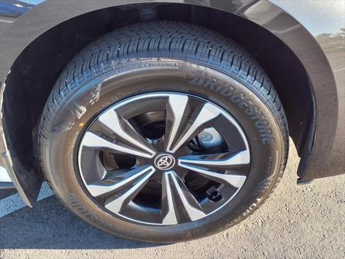 2024 Toyota bZ4X XLE