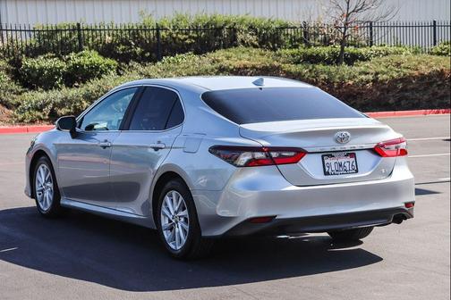 Celestial Silver Metallic 2021 Toyota Camry LE