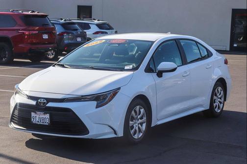 Ice Cap 2025 Toyota Corolla LE