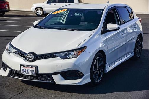 2016 Scion iM Base