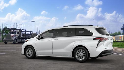 2025 Toyota Sienna XLE