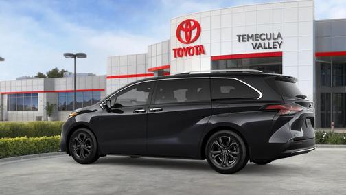 2025 Toyota Sienna Platinum