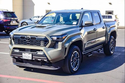 2025 Toyota Tacoma TRD Sport