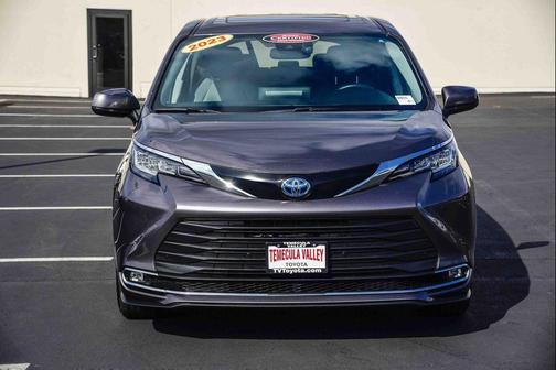 2023 Toyota Sienna XLE