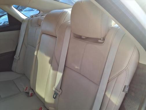 2017 Toyota Avalon XLE
