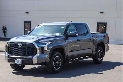 Magnetic Gray Metallic 2025 Toyota Tundra SR5
