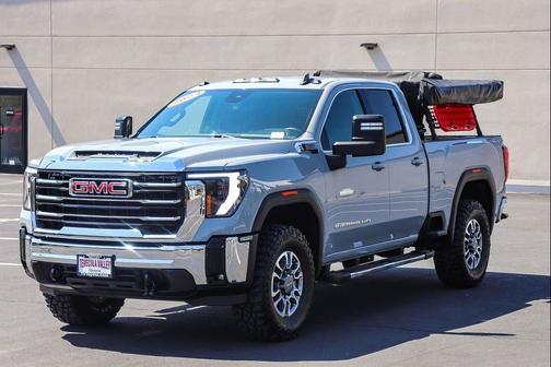 Thunderstorm Gray 2024 GMC Sierra 2500 SLE