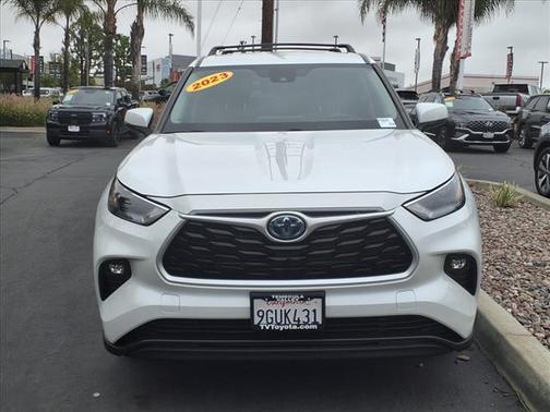 2023 Toyota Highlander Hybrid LE
