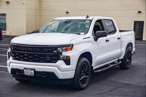 2024 Chevrolet Silverado 1500 Custom
