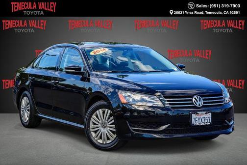 2014 Volkswagen Passat 1.8T Auto S