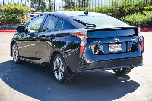 2017 Toyota Prius Three Touring