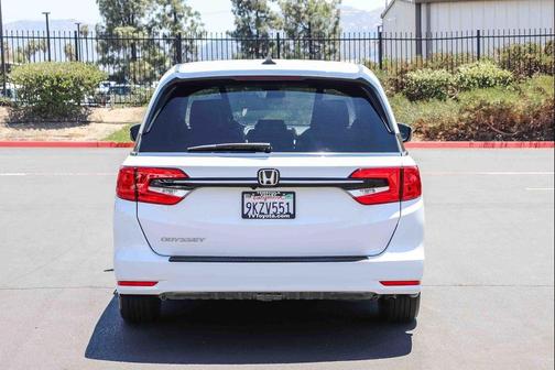 Platinum White Pearl 2024 Honda Odyssey EX-L