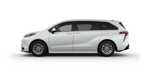 2025 Toyota Sienna XLE 8 Passenger