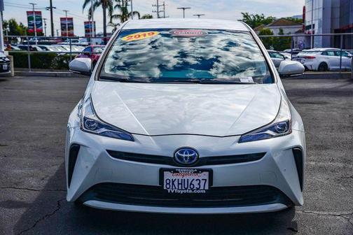 2019 Toyota Prius XLE