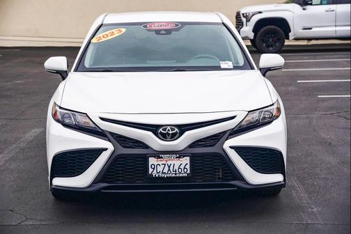 2023 Toyota Camry SE