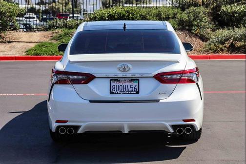 Wind Chill Pearl 2021 Toyota Camry XSE