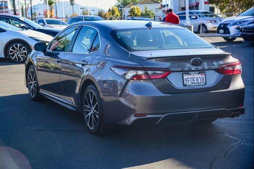 2023 Toyota Camry SE