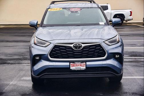 2022 Toyota Highlander LE