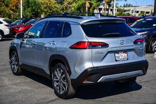 2022 Toyota Corolla Cross XLE