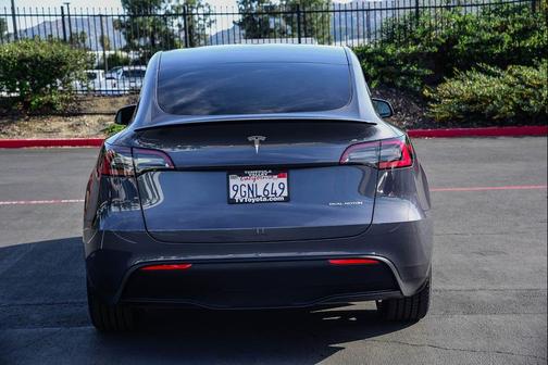 2023 Tesla Model Y Long Range Dual Motor All-Wheel Drive