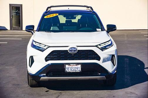 2023 Toyota RAV4 Hybrid SE