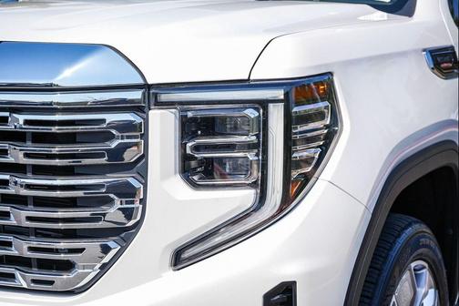 White Frost Tricoat 2024 GMC Sierra 1500 Denali