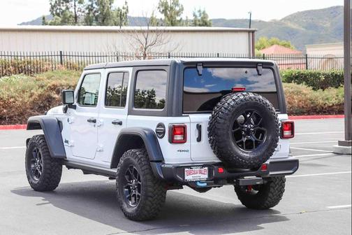 Bright White Clearcoat 2024 Jeep Wrangler 4xe Willys
