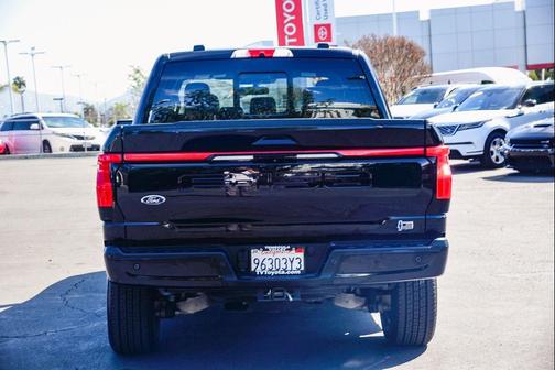 2022 Ford F-150 Lightning LARIAT