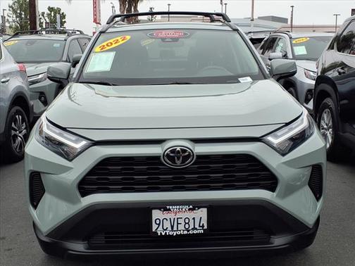 2022 Toyota RAV4 XLE