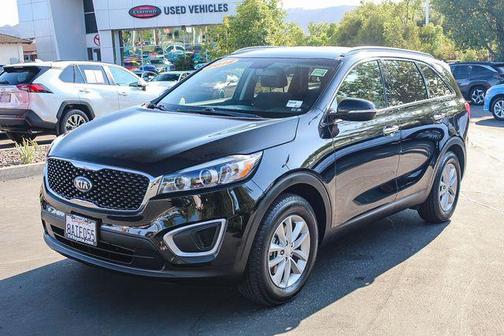 2018 Kia Sorento LX