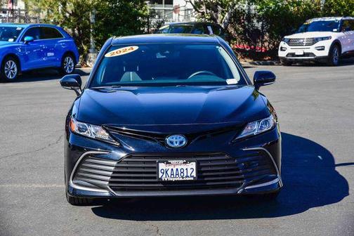2024 Toyota Camry Hybrid LE