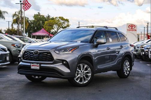 2026 Toyota Highlander Hybrid Limited