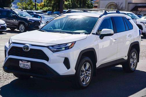 2025 Toyota RAV4 Hybrid XLE