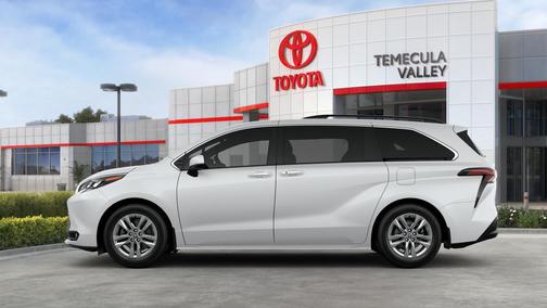 2025 Toyota Sienna XLE 7 Passenger