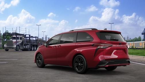 2025 Toyota Sienna XSE 7 Passenger