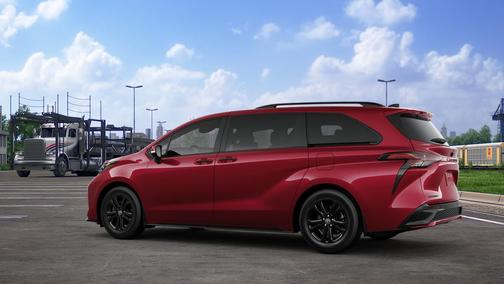 2025 Toyota Sienna XSE 7 Passenger